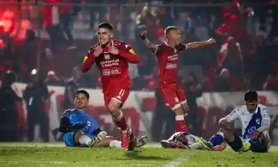 El plantel del Santo que viajó a Quilmes: las ausencias que obligaron a Orfila a rearmar todo