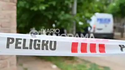 Vecinos entraron a la casa del barrio Mariano Moreno y lo bajaron del tirante: ya no había nada que hacer