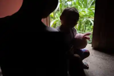 Una familia organizaba reuniones religiosas en su casa y lo que sucedía con los niños dejó a todos en shock