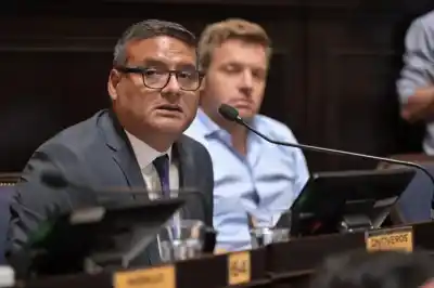 Un diputado destapó la cruda realidad del sistema educativo: ¿Qué es lo que realmente están aprendiendo los alumnos?