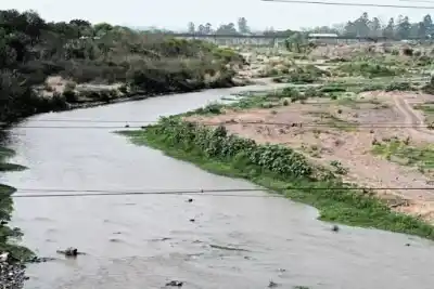 36 horas de lluvia en Tucumán: el río que encendió las alarmas y el control que llega a Leales