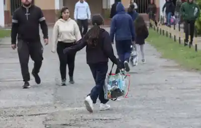 Una medida extrema en las escuelas: lo que encontraron obligó a cambiar la rutina de los alumnos