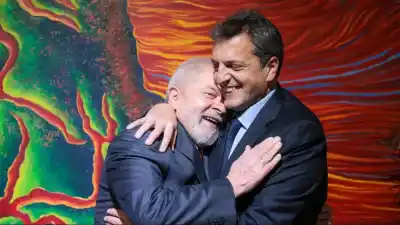 Massa eligió bando en el balotaje de Brasil y lo hizo con una foto que lo dice todo