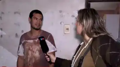 Itatí bajo el agua: la familia que duerme en el techo con una carpa antes de que el río suba otra vez