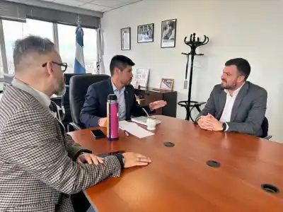Monteros Apuesta por el Futuro: Fibra Óptica en Parque Industrial