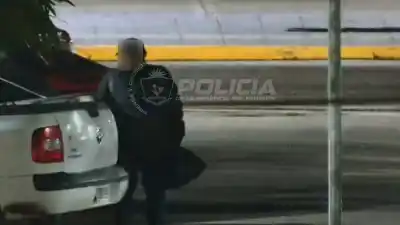 Las cámaras lo vieron abrir los autos en el centro y la Policía ya lo tenía ubicado