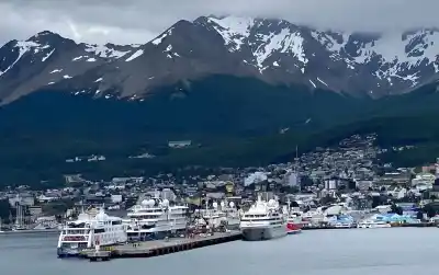 Pintaron las sendas y licitaron obras, pero el puerto de Ushuaia sigue sin respuestas para la Provincia