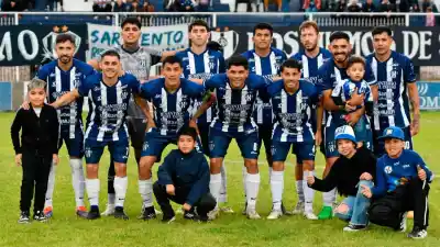 Sarmiento recibe a Atenas con una misión: ganar para no depender de la vuelta