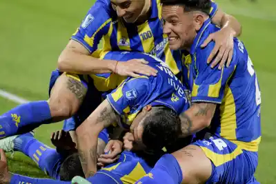 Rosario Central no perdona: el detalle del segundo gol que dejó a Huracán sin palabras