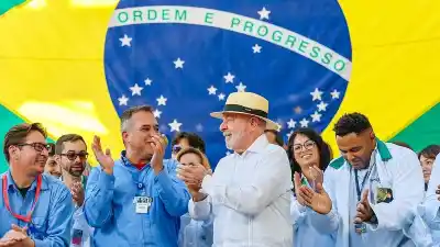 Lula y Flávio Bolsonaro, cabeza a cabeza: el dato de los mayores de 60 que ilusiona al PT