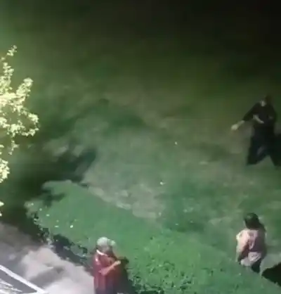 La Policía fue por ruidos molestos y terminó cara a cara con un cuchillo