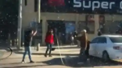 Disparó al aire frente a su supermercado y contó por qué lo hizo
