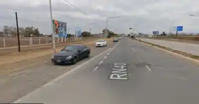 Un auto esperaba un vuelo en El Plumerillo: el arma apareció antes que su esposa