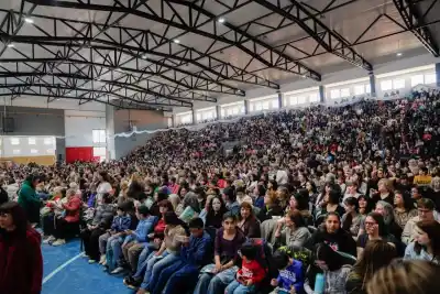 Un gimnasio de Río Grande no dio abasto: 2.600 mujeres dijeron presente y la Provincia ya confirmó la próxima parada