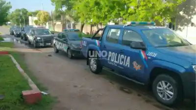 Se hacía pasar por policía para entrar a las casas de Santo Tomé: lo esperaban con un dato clave