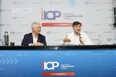 Lo que revelaron los intendentes en una conferencia que dejó a todos pensando