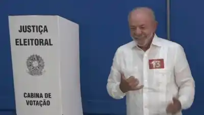 Lula votó y apuntó contra el "miliciano": la frase que sacudió el balotaje brasileño