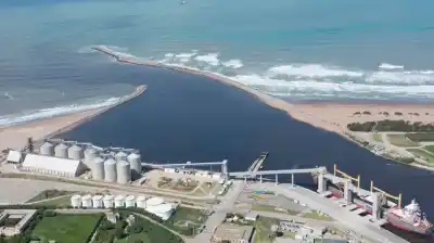 El bloqueo que dejó varados 17 buques y una pérdida millonaria: ¿qué pasa en el puerto clave?