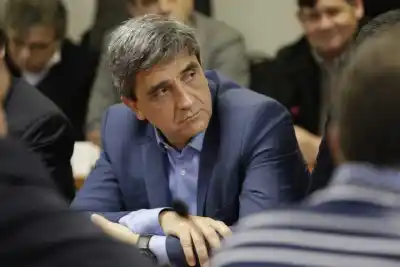 Piden Informes por la Camioneta del Gobierno Robada a Pablo Yedlin: Legisladores Exigen Explicaciones