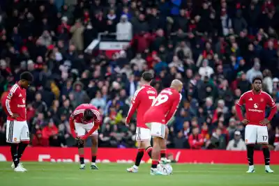 Ocho sin ganar y a un punto del descenso: el United tocó fondo en Old Trafford
