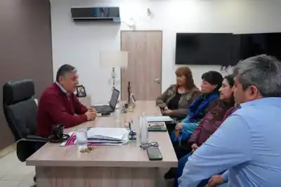El intendente se reunió con vecinos y lo que acordaron cambiará por completo la vida del barrio