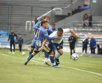 Gimnasia no pudo en el 23 de Agosto y ahora su futuro depende de otro torneo