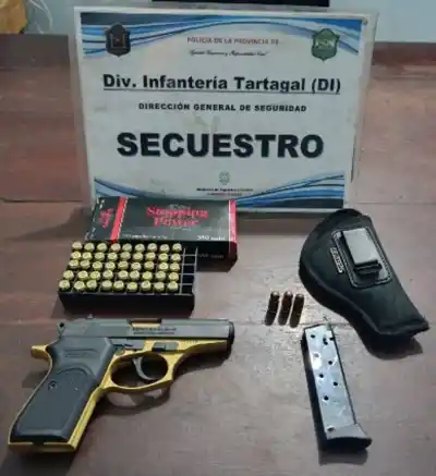 Tartagal: la agresión en la puerta del boliche terminó con un arma y 45 balas en un auto