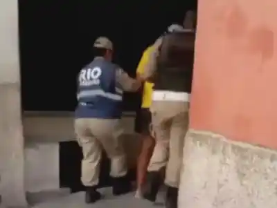 Un argentino en Brasil dijo dos palabras y terminó tras las rejas: lo que pasó en la fila del supermercado