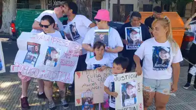 Tres hinchas de Newell's esperan la sentencia por el crimen de Ivana Garcilazo: el pedido de la familia