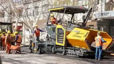 Vuelven las máquinas a calle Santa Fe: qué tramo se complica desde el lunes