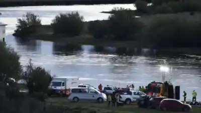 Jugaban en el río Gallegos: dos hermanos de 10 y 12 años fueron arrastrados por la corriente y los buscan