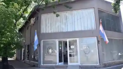 Un vecino cobraba $6.000 por DNI en el Registro Civil de Federal: quién firmaba los trámites