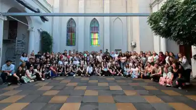 Un colegio histórico inicia una celebración que durará tres años y guarda un secreto en sus archivos
