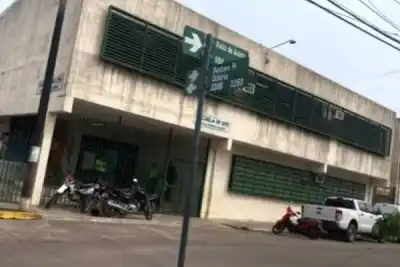 La crecida no da tregua: 63 familias duermen en una escuela y las aulas quedaron vacías