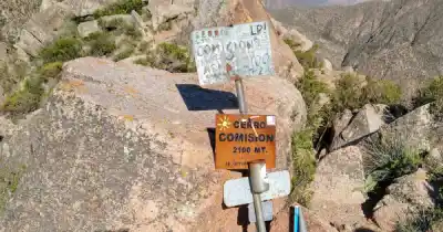Bajaba del cerro Comisión y un mal paso la dejó tendida en la ladera