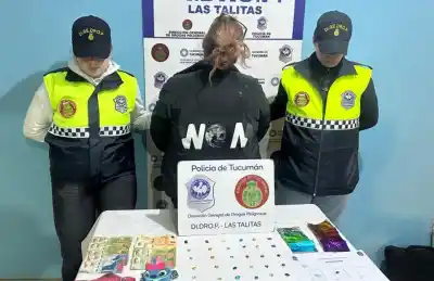 En Los Pocitos, la vieron manipular envoltorios y no llegó a entrar a su casa