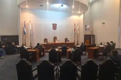 26 municipios de Santiago cambian de intendente: la Capital ya tiene fecha y La Banda todavía no