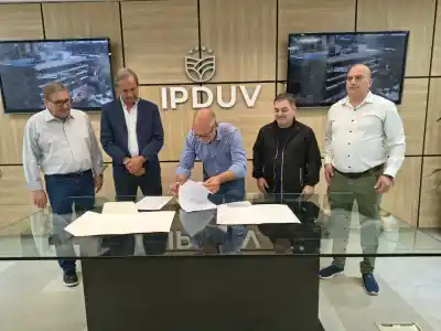 Firmaron el convenio que destraba las escrituras en Luz Esperanza: quiénes quedan alcanzados