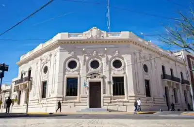 Municipales de San Luis cobran el viernes: el 5% que cierra la suba del año