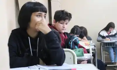 Inscripción a primer año en Chubut: el trámite que se hace por WhatsApp y tiene fecha límite