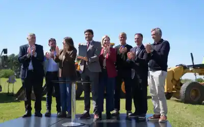 Pullaro activó el tercer carril: el dato que ilusiona a los que viajan a los puertos