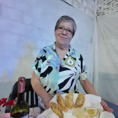 Le puso casi un kilo de cebolla y ganó la Fiesta de la Empanada de Montecarlo