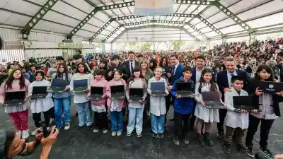 La provincia ya repartió más de 18.400 netbooks: el dato que marca el ritmo de las entregas