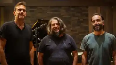 El trío que mezcla a Yupanqui con Monk toca su primer disco en el Atlas