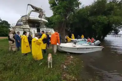 Crecida del Paraná en Paso de la Patria: el operativo que también mira a las mascotas