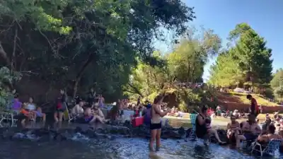 Azara: la lluvia obligó a frenar el arranque del camping Chimiray y la jineteada del 1° de noviembre quedó en suspenso