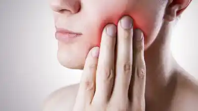 Apretás los dientes sin darte cuenta: la señal en la boca que delata el estrés en Jujuy