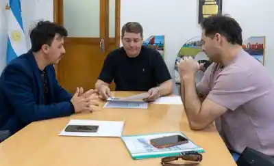 Playa Unión sumaría pantallas digitales con publicidad y datos para los turistas
