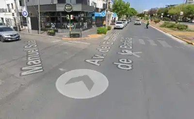 Iba en código rojo en la ambulancia: el choque en el macrocentro que terminó con una mujer de 88 años muerta