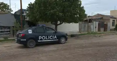 Ocho mujeres rescatadas en Rivadavia: ahora buscan a un sexto implicado que quiso volver a su país